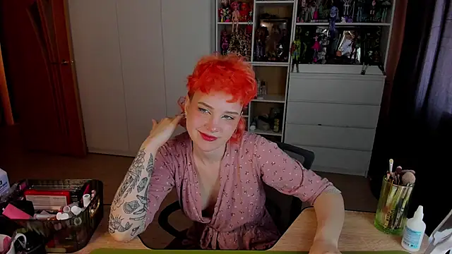 Snapshot of School_Love chatting on June 7, 2026, 8:08 am School Love online show from June 7, 2026, 8:08 am