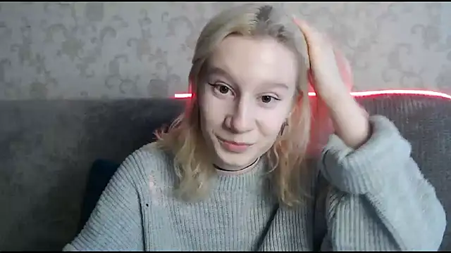 Snapshot of EnigmaSee chatting on October 13, 2025, 8:16 am EnigmaSee online show from October 13, 2025, 8:16 am