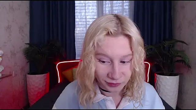 Snapshot of EnigmaSee chatting on October 9, 2025, 1:50 am EnigmaSee online show from October 9, 2025, 1:50 am