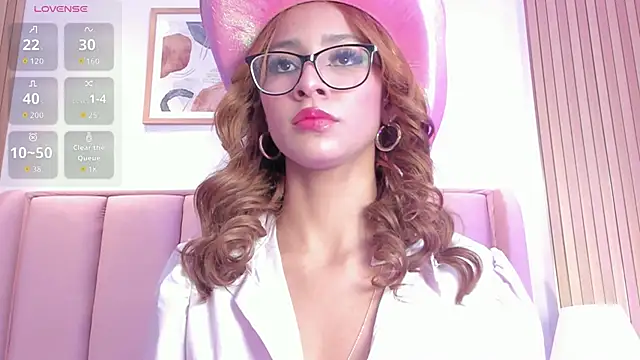 Snapshot of Litlle_channel2 chatting on October 10, 2025, 11:33 am Litlle channel2 online show from October 10, 2025, 11:33 am