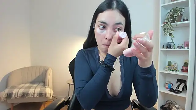  BellaEvans  online show from March 19, 2026, 5:40 am