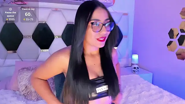 Snapshot of North-Dio chatting on October 4, 2025, 11:45 am North-Dio online show from October 4, 2025, 11:45 am