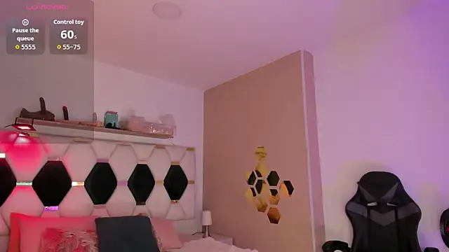 Snapshot of North-Dio chatting on September 29, 2025, 11:16 am North-Dio online show from September 29, 2025, 11:16 am