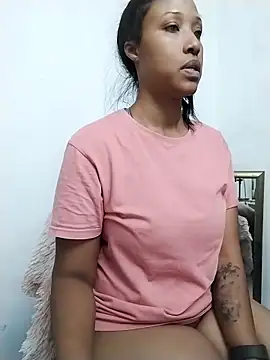 Snapshot of LadyEbonyX chatting on October 7, 2025, 4:30 pm LadyEbonyX online show from October 7, 2025, 4:30 pm