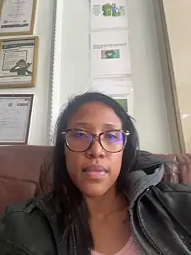 Snapshot of LadyEbonyX chatting on October 24, 2025, 3:33 pm LadyEbonyX online show from October 24, 2025, 3:33 pm