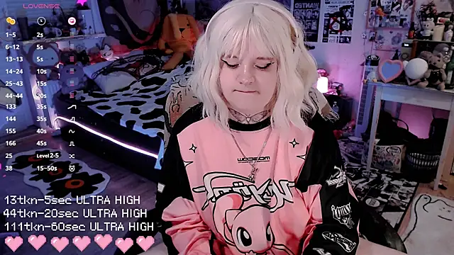 Snapshot of noori__hope chatting on September 23, 2025, 8:38 pm noori  hope online show from September 23, 2025, 8:38 pm