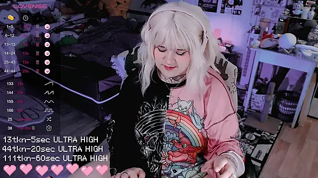 Snapshot of noori__hope chatting on September 16, 2025, 8:21 pm noori  hope online show from September 16, 2025, 8:21 pm