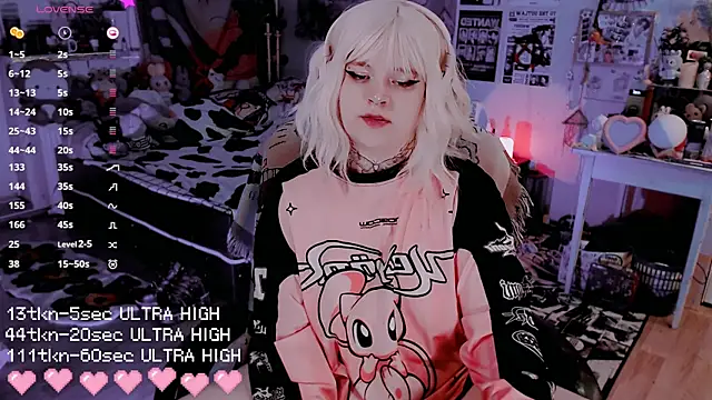 Snapshot of noori__hope chatting on October 2, 2025, 3:10 am noori  hope online show from October 2, 2025, 3:10 am