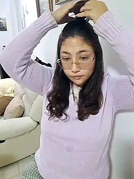 Snapshot of Mia_Ruiz chatting on September 27, 2025, 3:34 am Mia Ruiz online show from September 27, 2025, 3:34 am