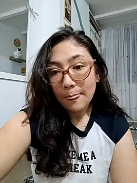 Mia Ruiz online show from February 26, 2025, 1:14 am