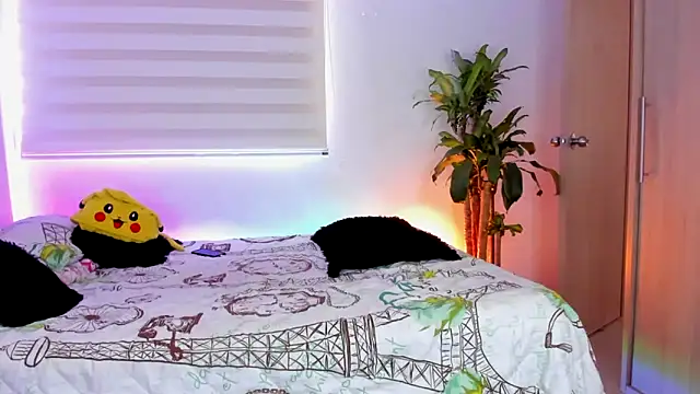 aldrinwhite online show from September 21, 2025, 6:35 pm