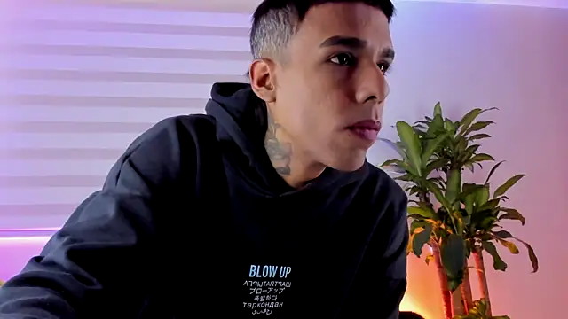 aldrinwhite online show from October 8, 2025, 6:19 pm