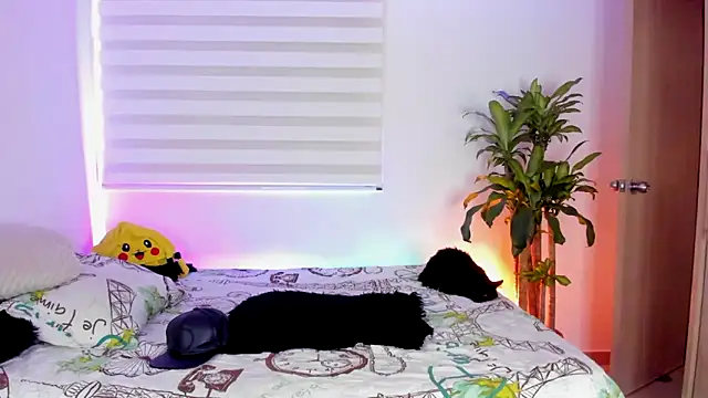 aldrinwhite online show from October 4, 2025, 6:31 pm