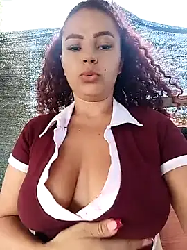 Snapshot of Mommy-Hot chatting on September 28, 2025, 2:46 pm Mommy-Hot online show from September 28, 2025, 2:46 pm