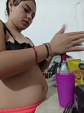 Mommy-Hot online show from May 26, 2026, 12:14 pm