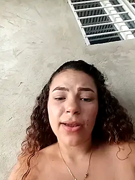 Mommy-Hot online show from March 18, 2025, 8:05 pm