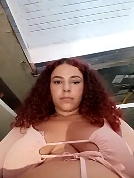 Snapshot of Mommy-Hot chatting on October 29, 2025, 2:16 pm Mommy-Hot online show from October 29, 2025, 2:16 pm