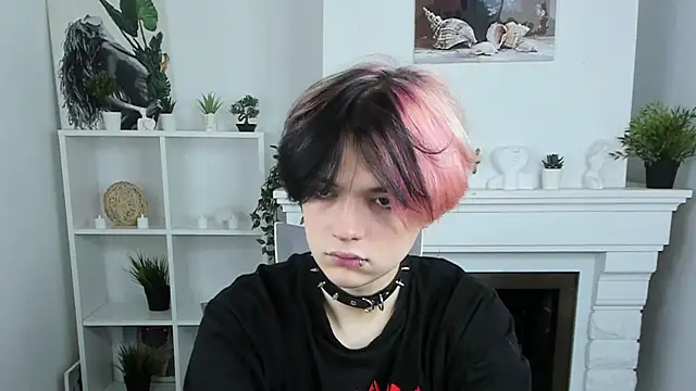 Justin Care online show from October 2, 2025, 8:34 pm