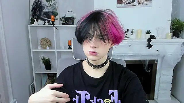 Justin Care online show from October 28, 2025, 12:59 pm