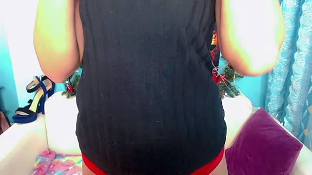 LindaaLu online show from January 9, 2025, 5:13 am