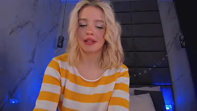 Anna Robinson online show from March 23, 2026, 1:50 am