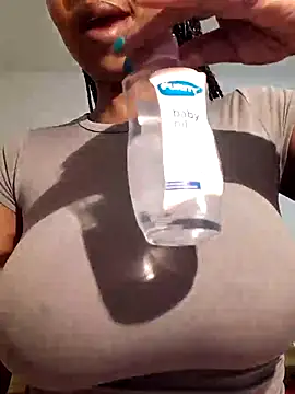 Snapshot of realsquirter chatting on September 26, 2025, 8:10 am realsquirter online show from September 26, 2025, 8:10 am