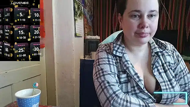 Cora Maro online show from May 17, 2026, 9:37 pm