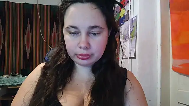 Snapshot of Cora_Maro chatting on October 9, 2025, 1:33 pm Cora Maro online show from October 9, 2025, 1:33 pm