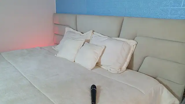 Snapshot of Zoe_Benson chatting on September 25, 2025, 1:39 pm Zoe Benson online show from September 25, 2025, 1:39 pm