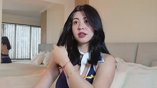 Snapshot of Zoe_Benson chatting on October 20, 2025, 1:55 pm Zoe Benson online show from October 20, 2025, 1:55 pm