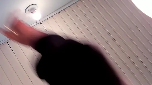 Snapshot of Ammy_nova chatting on October 9, 2025, 7:47 pm Ammy nova online show from October 9, 2025, 7:47 pm