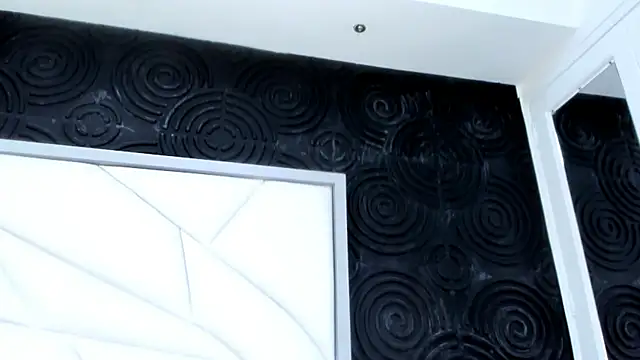 AbigailWilliams  online show from November 12, 2025, 11:14 am