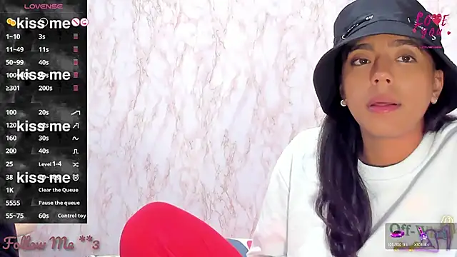 BarbieHotLaura online show from January 11, 2025, 7:16 pm