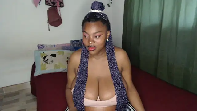 lyssyhorny online show from March 14, 2025, 9:10 pm