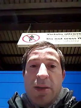 openlegsforyou online show from November 26, 2025, 6:02 am