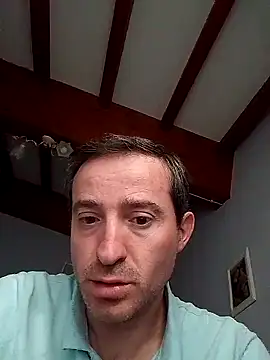 Snapshot of openlegsforyou chatting on October 9, 2025, 7:20 am openlegsforyou online show from October 9, 2025, 7:20 am