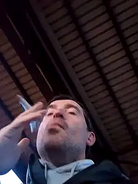 Snapshot of openlegsforyou chatting on November 3, 2025, 6:29 am openlegsforyou online show from November 3, 2025, 6:29 am