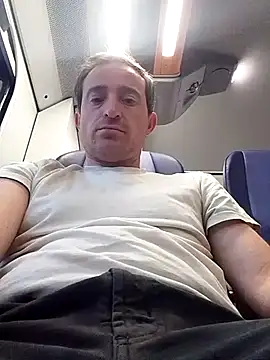 Snapshot of openlegsforyou chatting on September 30, 2025, 4:24 pm openlegsforyou online show from September 30, 2025, 4:24 pm