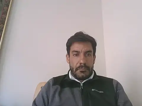 elkike1980 online show from May 20, 2026, 1:52 pm