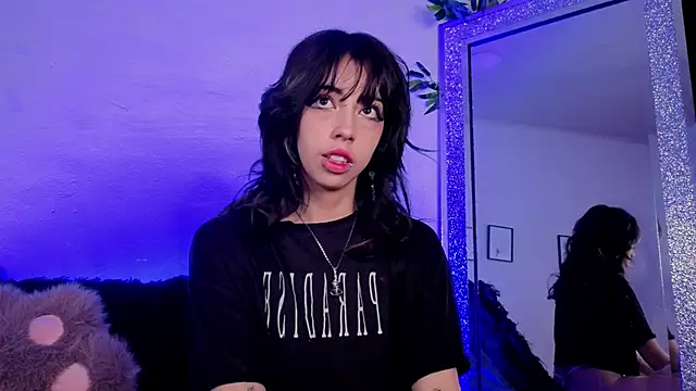 Snapshot of Nyx_nayla chatting on October 16, 2025, 3:37 am Nyx nayla online show from October 16, 2025, 3:37 am