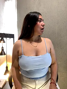 emmily d online show from September 30, 2025, 5:41 pm