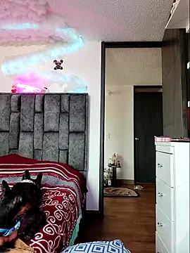 Nicole420squirt online show from October 12, 2025, 4:52 pm