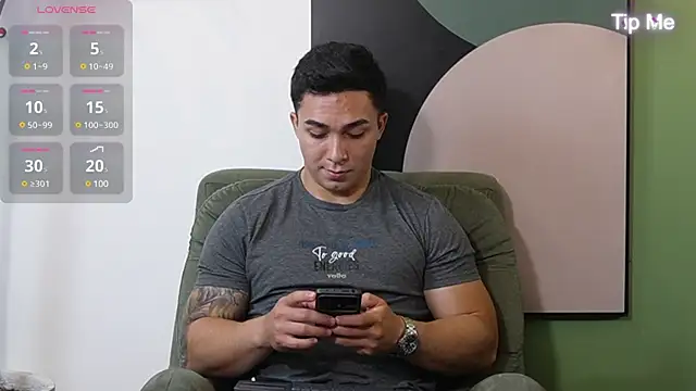 Ryan Hunt online show from February 14, 2025, 2:44 pm