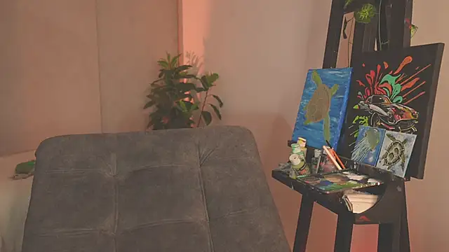 LorenRosse online show from November 22, 2025, 11:58 pm