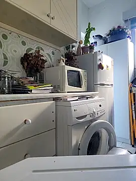 Snapshot of LorenRosse chatting on September 20, 2025, 5:12 am LorenRosse online show from September 20, 2025, 5:12 am