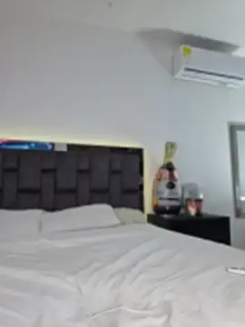 Sthef Castle online show from April 10, 2026, 12:34 pm