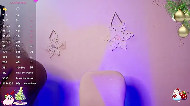 Lauren17  online show from December 30, 2024, 8:04 pm