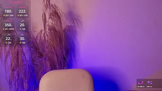 Lauren17  online show from January 16, 2025, 8:14 pm