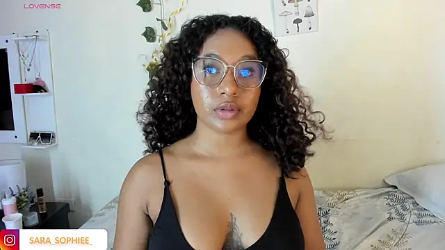 sara sophieee online show from December 5, 2024, 4:26 am