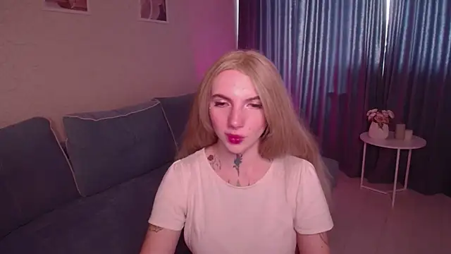 AnneTenet online show from September 21, 2025, 9:25 am